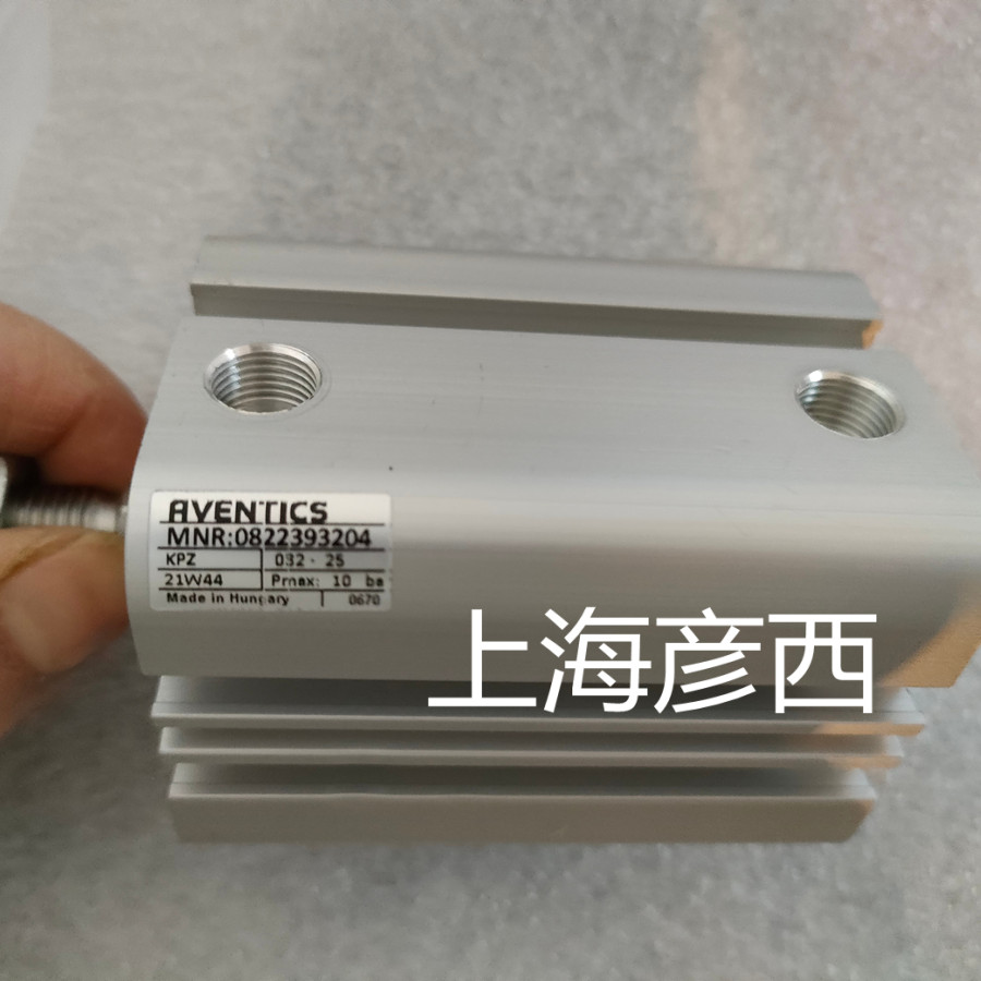 0822393204_副本.jpg