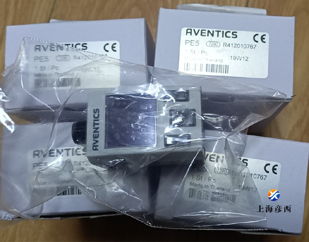 R412010767 2.jpg