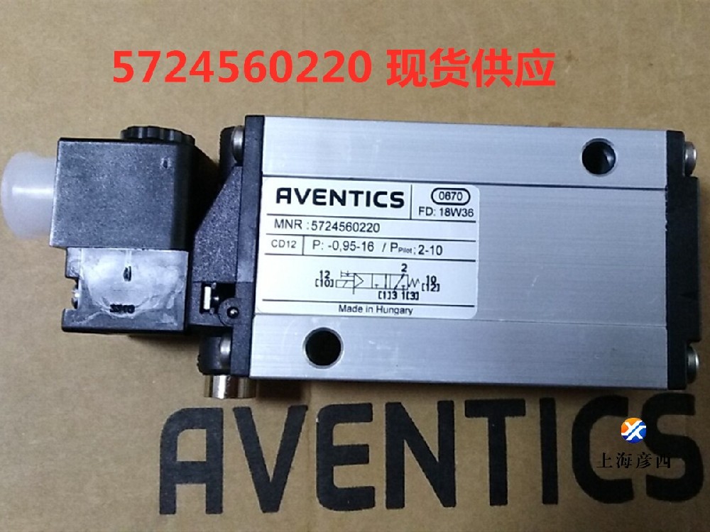 5724560220.jpg
